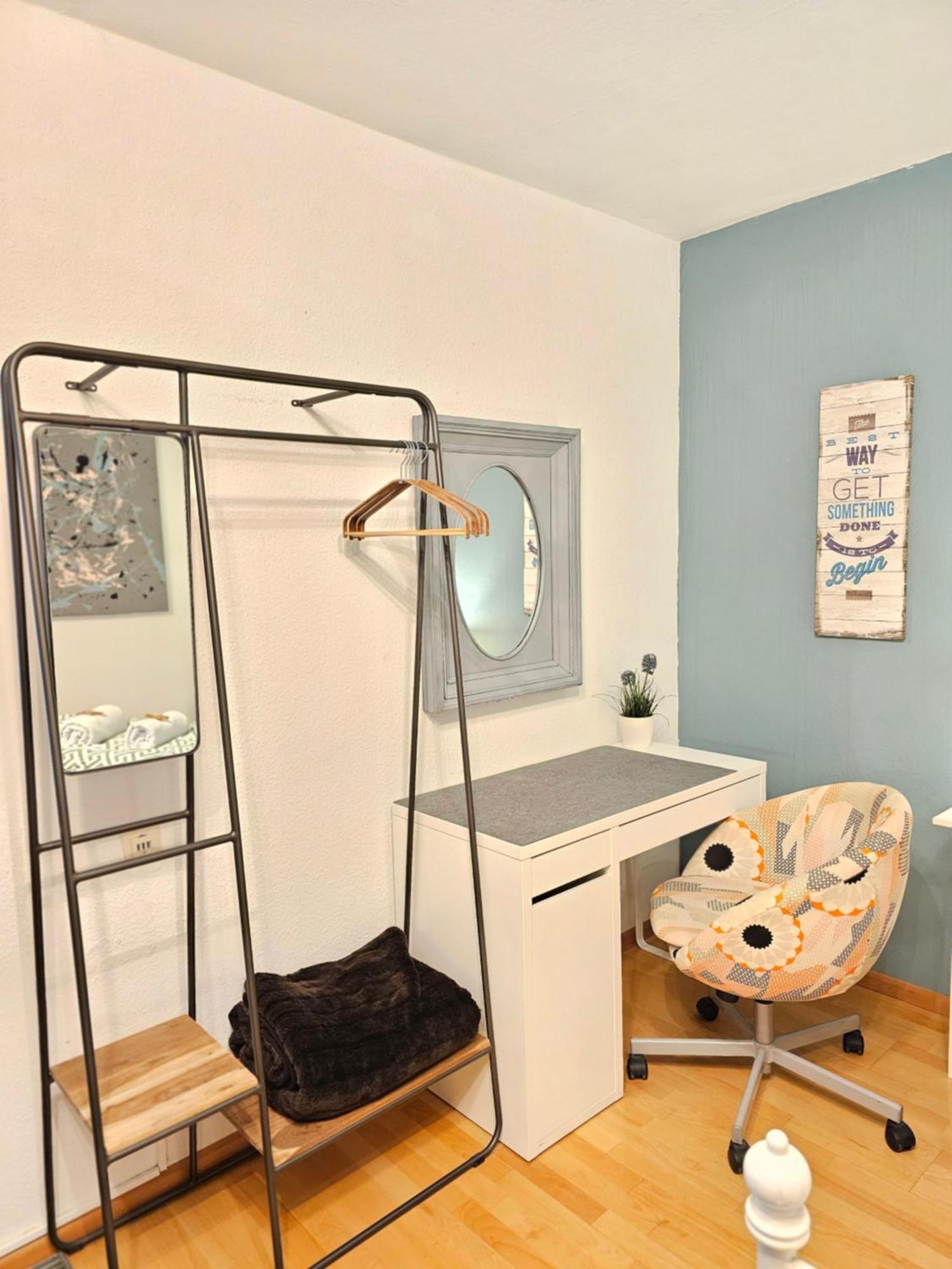 Doppelzimmer 2 I Geteiltes Bad & Kueche I Mit Dem Zug Nur 4 Min Bis Zum Hauptbahnhof Freiburg im Breisgau Exterior photo